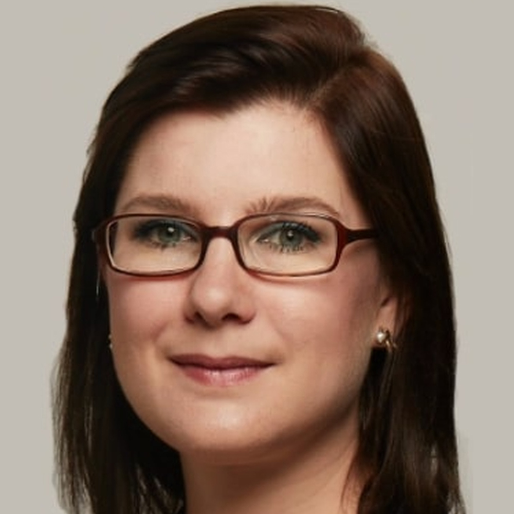Dr. Marta Piekarska